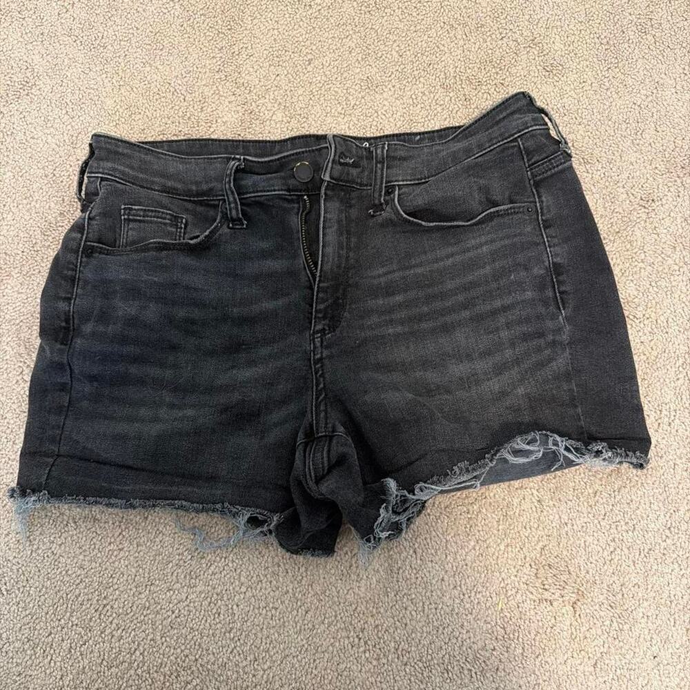 Black denim shorts with frayed